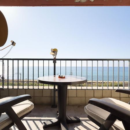 Impresionante Apartamento Delante Del Mar Vilassar De Mar Exteriör bild