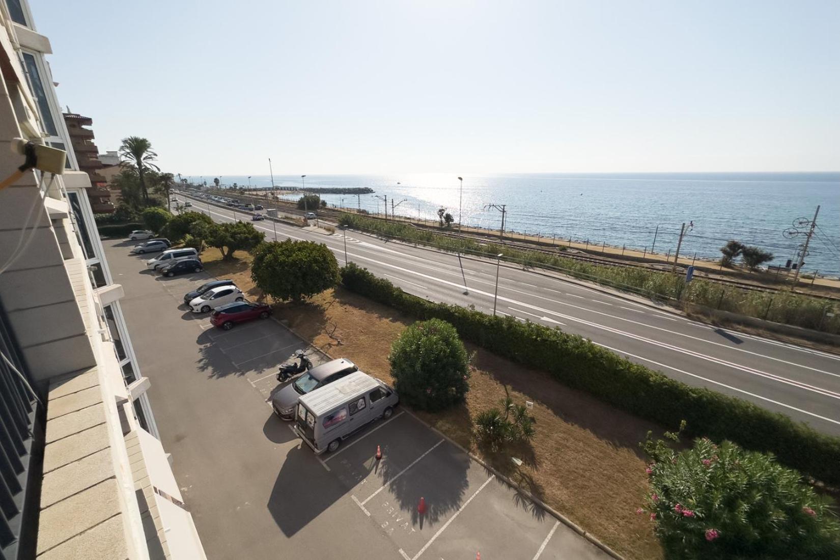 Impresionante Apartamento Delante Del Mar Vilassar De Mar Exteriör bild