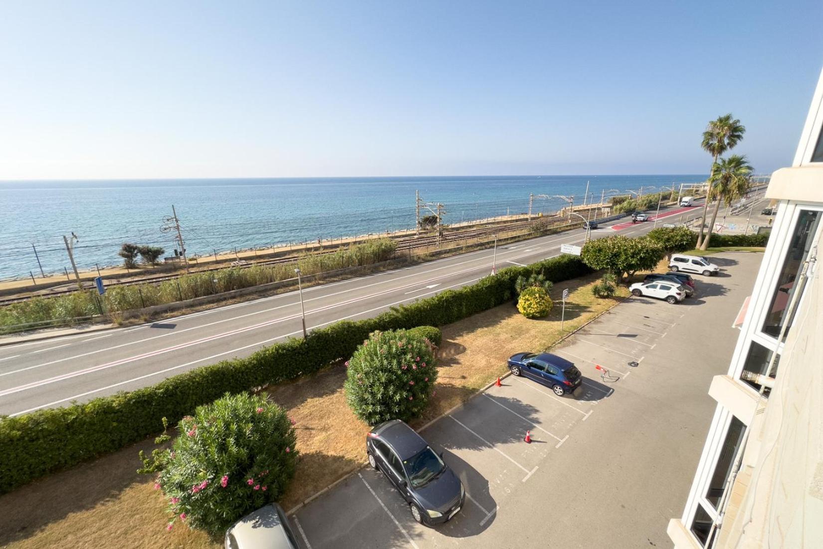Impresionante Apartamento Delante Del Mar Vilassar De Mar Exteriör bild